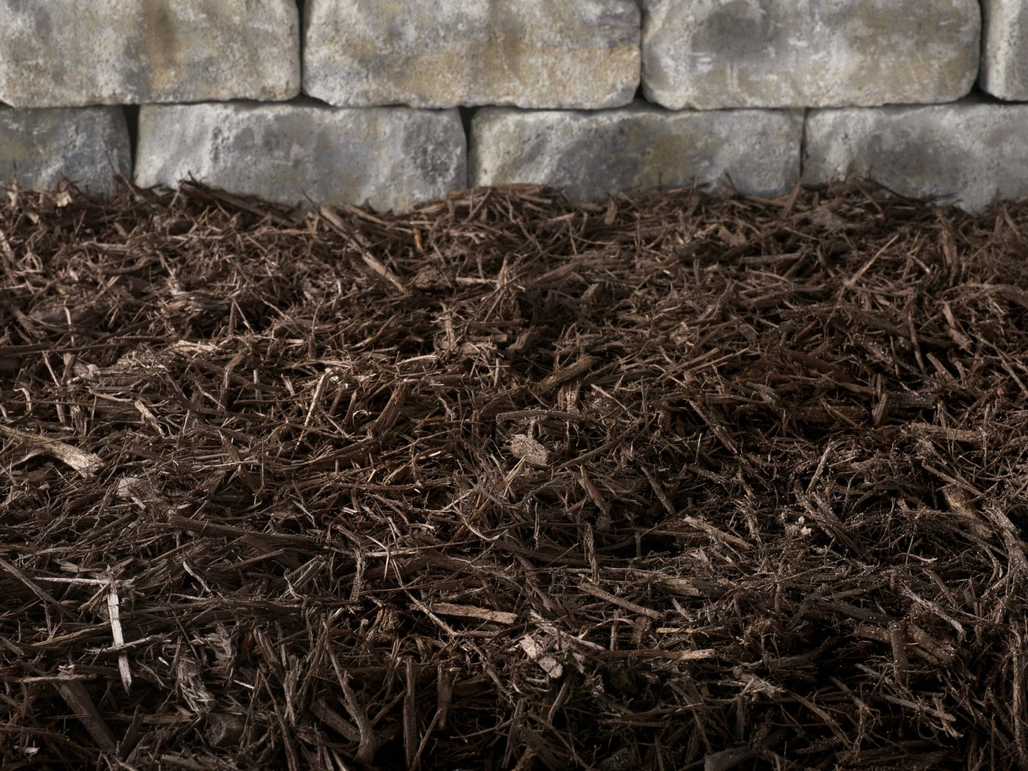 Thing Premium 2-cu ft Dark Brown Hardwood Mulch 4 Thing Premium 2-cu ft Dark Brown Hardwood Mulch - Image 4