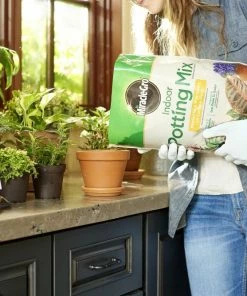 Miracle-Gro Soil & Soil Amendments Indoor 6-Quart Potting Soil Mix -Landscaping Online Outlet 08465713