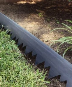 EasyFlex Pound-In Landshark 20-ft Black Plastic Landscape Edging Roll -Landscaping Online Outlet 09549121