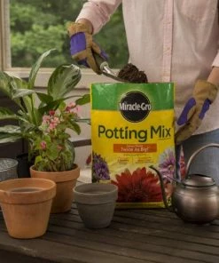 Miracle-Gro Soil & Soil Amendments All Purpose 25-Quart Potting Soil Mix -Landscaping Online Outlet 12477366