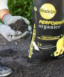 Miracle-Gro Soil & Soil Amendments 1.3-cu ft Organic Garden Soil -Landscaping Online Outlet 15355292