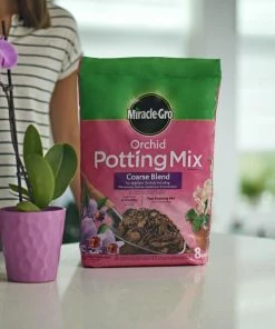 Miracle-Gro Soil & Soil Amendments Orchid 8-Quart Potting Soil Mix -Landscaping Online Outlet 16804202