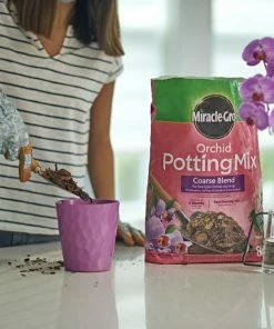 Miracle-Gro Soil & Soil Amendments Orchid 8-Quart Potting Soil Mix -Landscaping Online Outlet 16804206