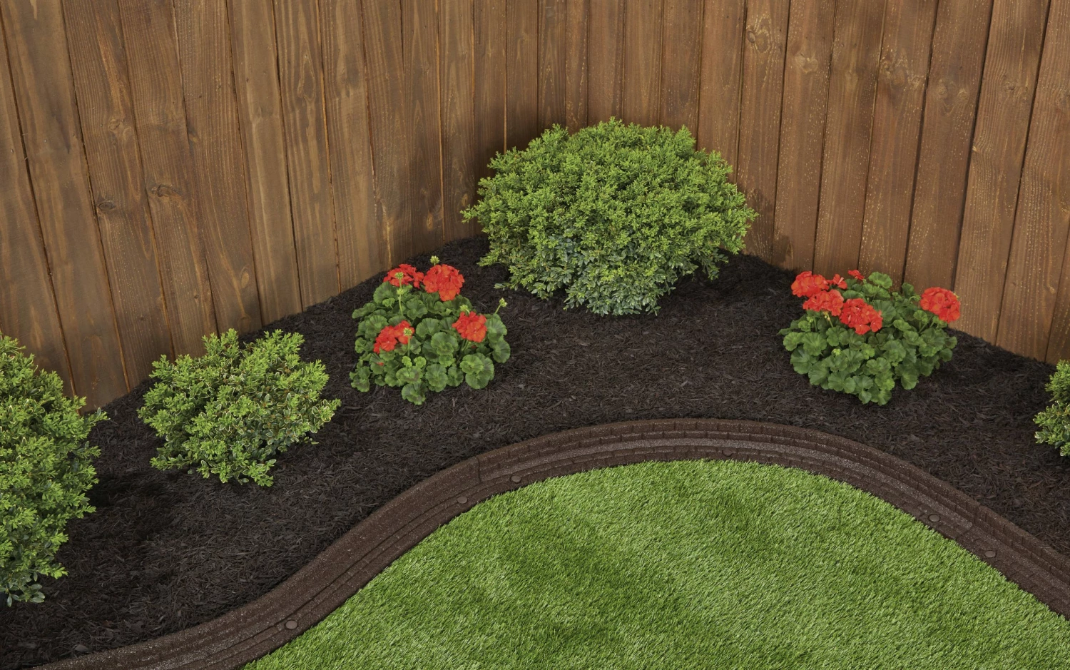 Rubberific Rubberific premium shredded rubber mulch 0.8-cu ft Dark Brown Rubber Mulch 15 Rubberific Rubberific premium shredded rubber mulch 0.8-cu ft Dark Brown Rubber Mulch - Image 15